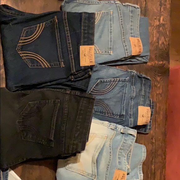 Hollister Jeans - Picture 1 of 1